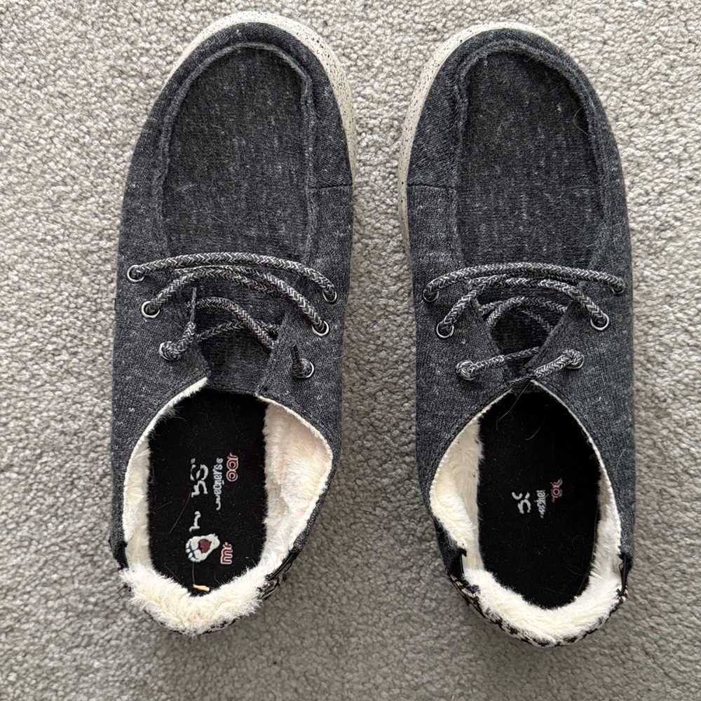 BOB’s Sketchers Charcoal Lace-Up Shoes with Plush Lining